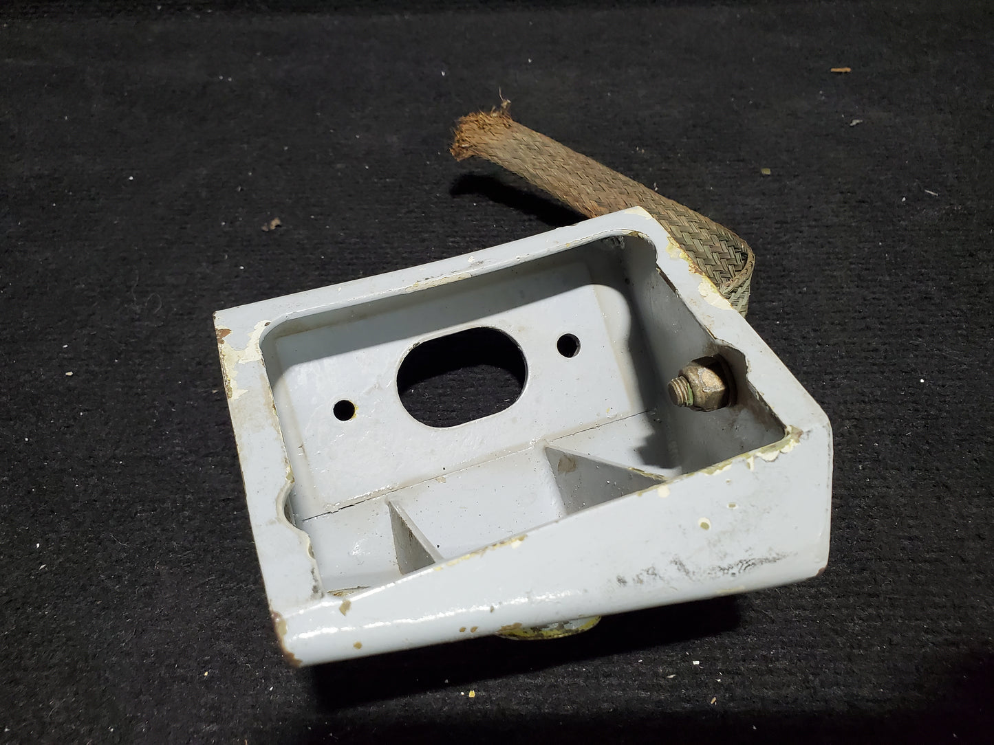Engine Mount Bracket Assy - Lower RH - Cessna - Unknown Origin