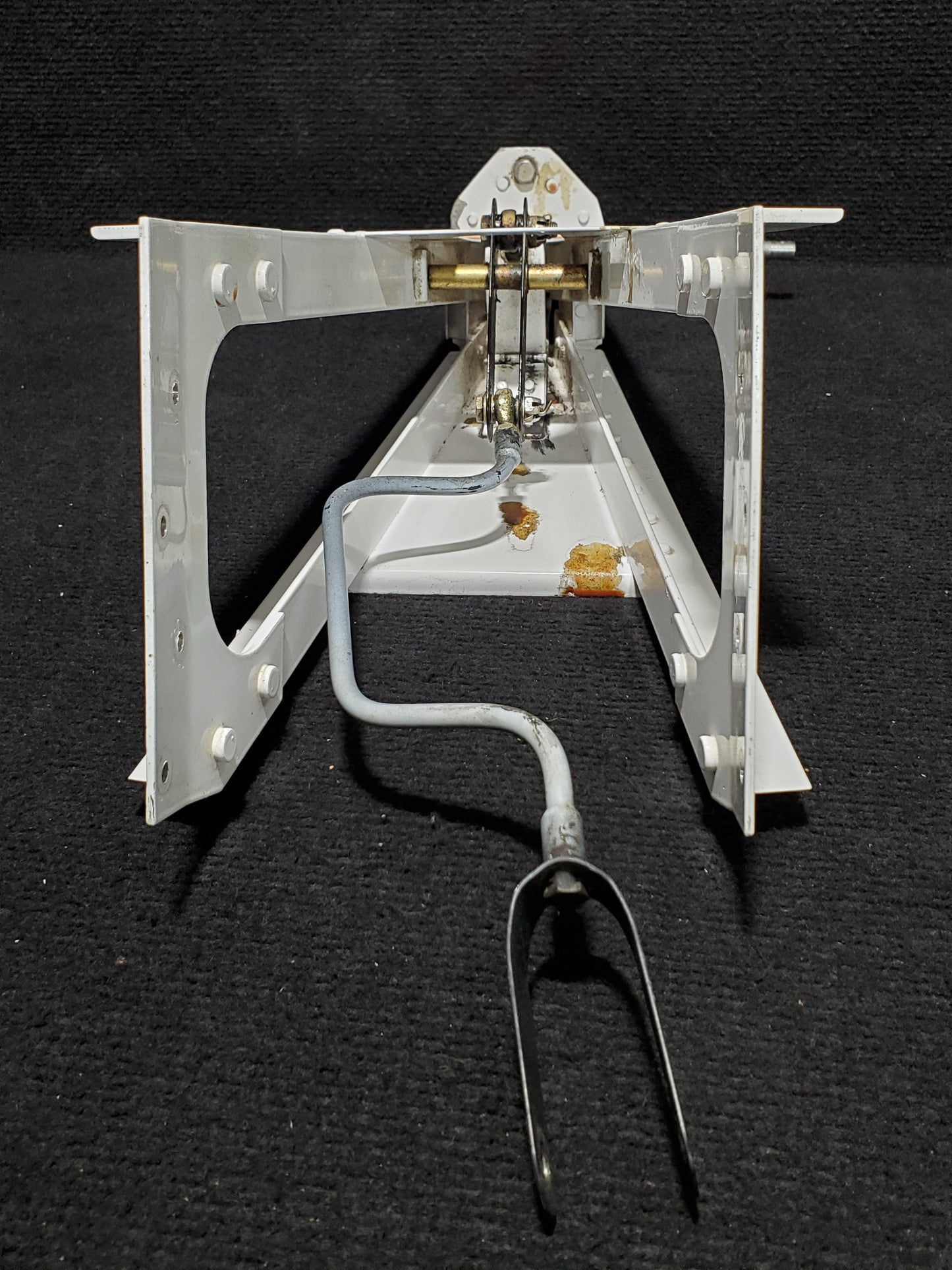 Rudder Gust Lock Assy - Aero Twin INC - OO-SEX