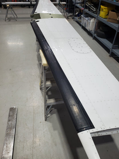 Horizontal Stabilizer - Cessna 208B Caravan - OO-SEX