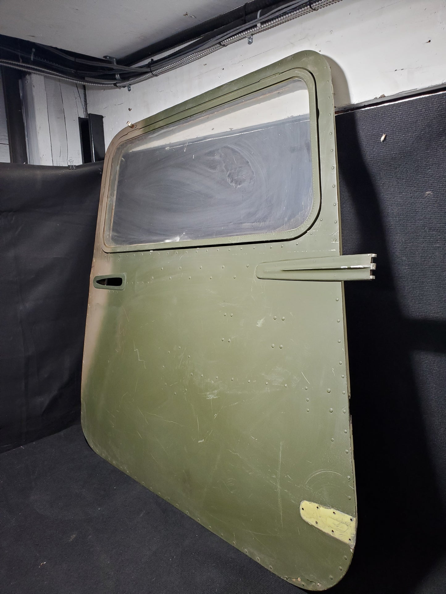 Cabin Door RH - Cessna 185