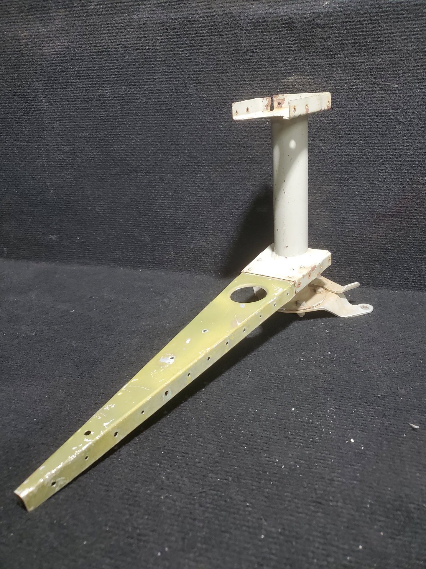 Torque Tube Assy - Rudder - Cessna - Unknown Origin