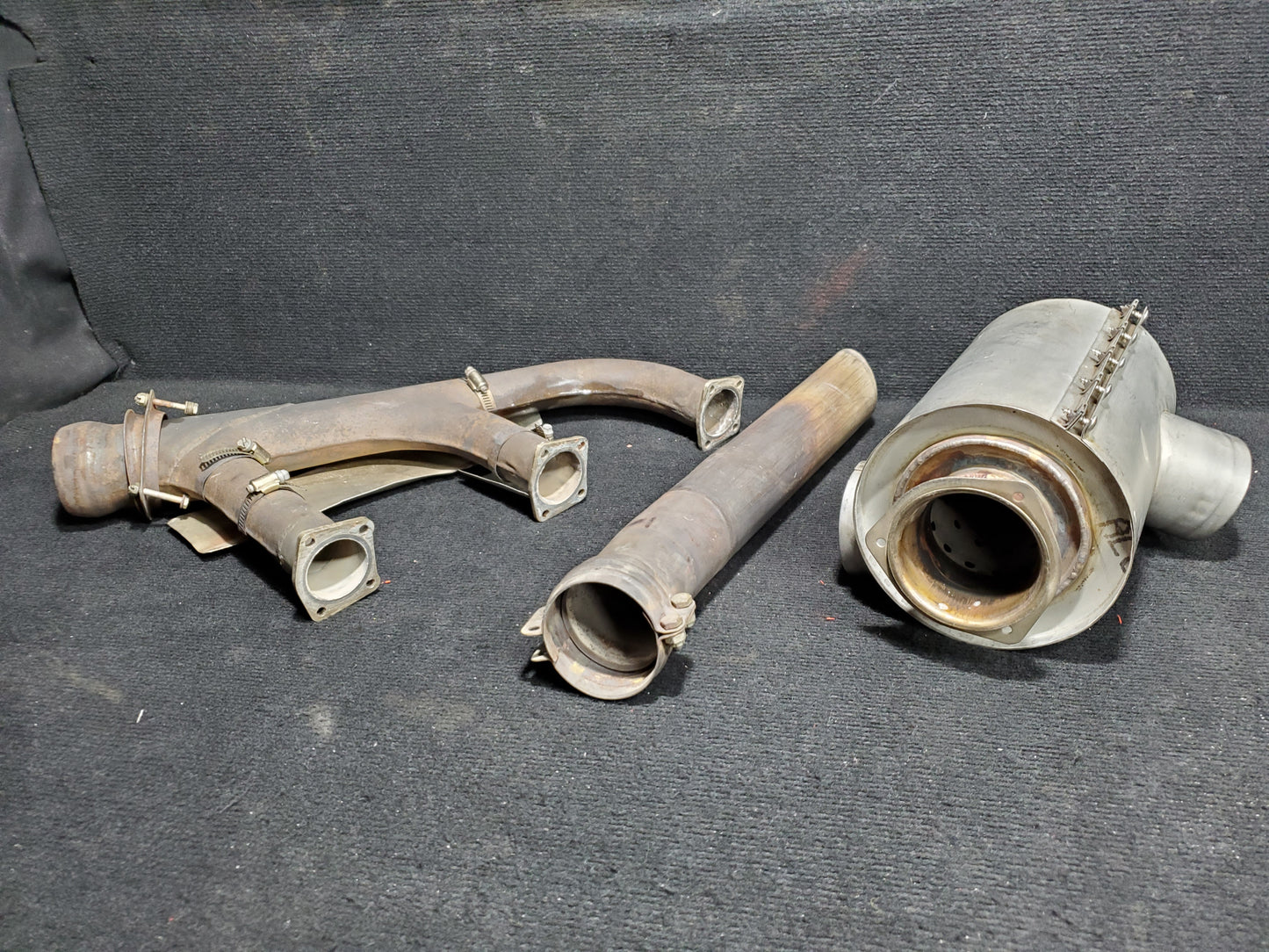 Exhaust Stack and Muffler Assy LH - Beechcraft - C-GRMK