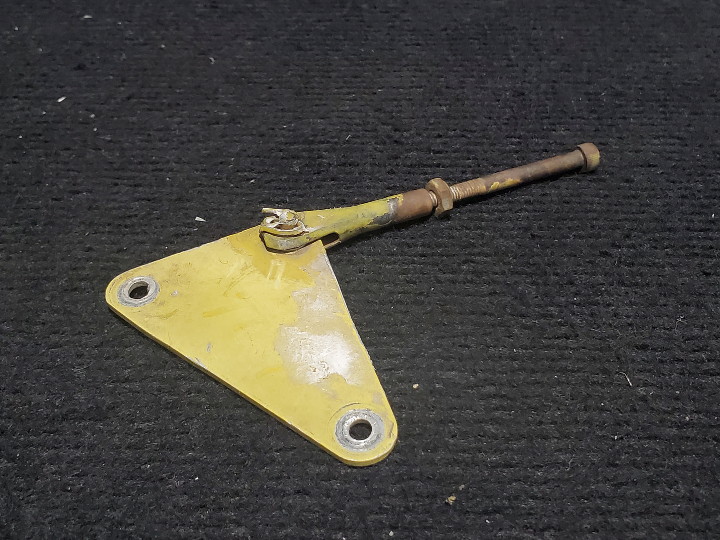 Cargo Pod Bracket - Cessna - 5Y-ZBW