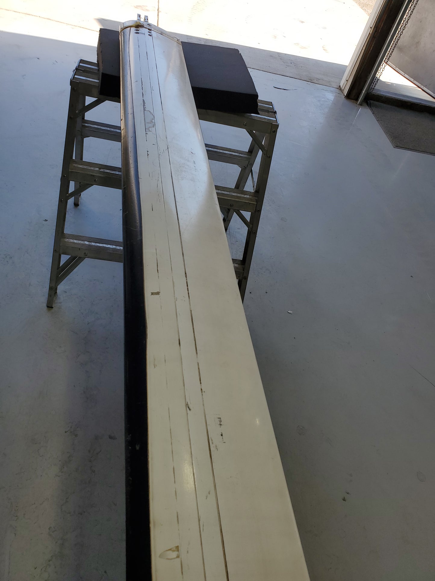 Wing Strut - LH - Cessna 208B Caravan - 5Y-ZBW