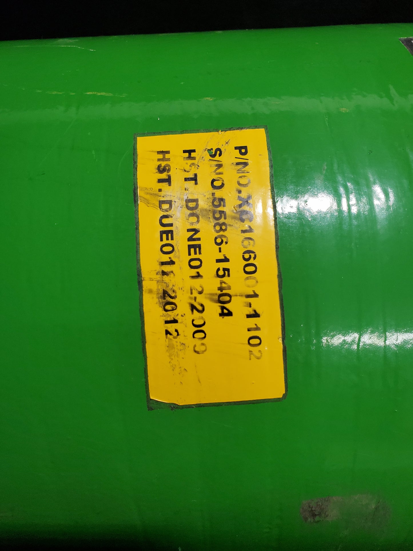 Oxygen Cylinder and Regulator - 5H-NWA