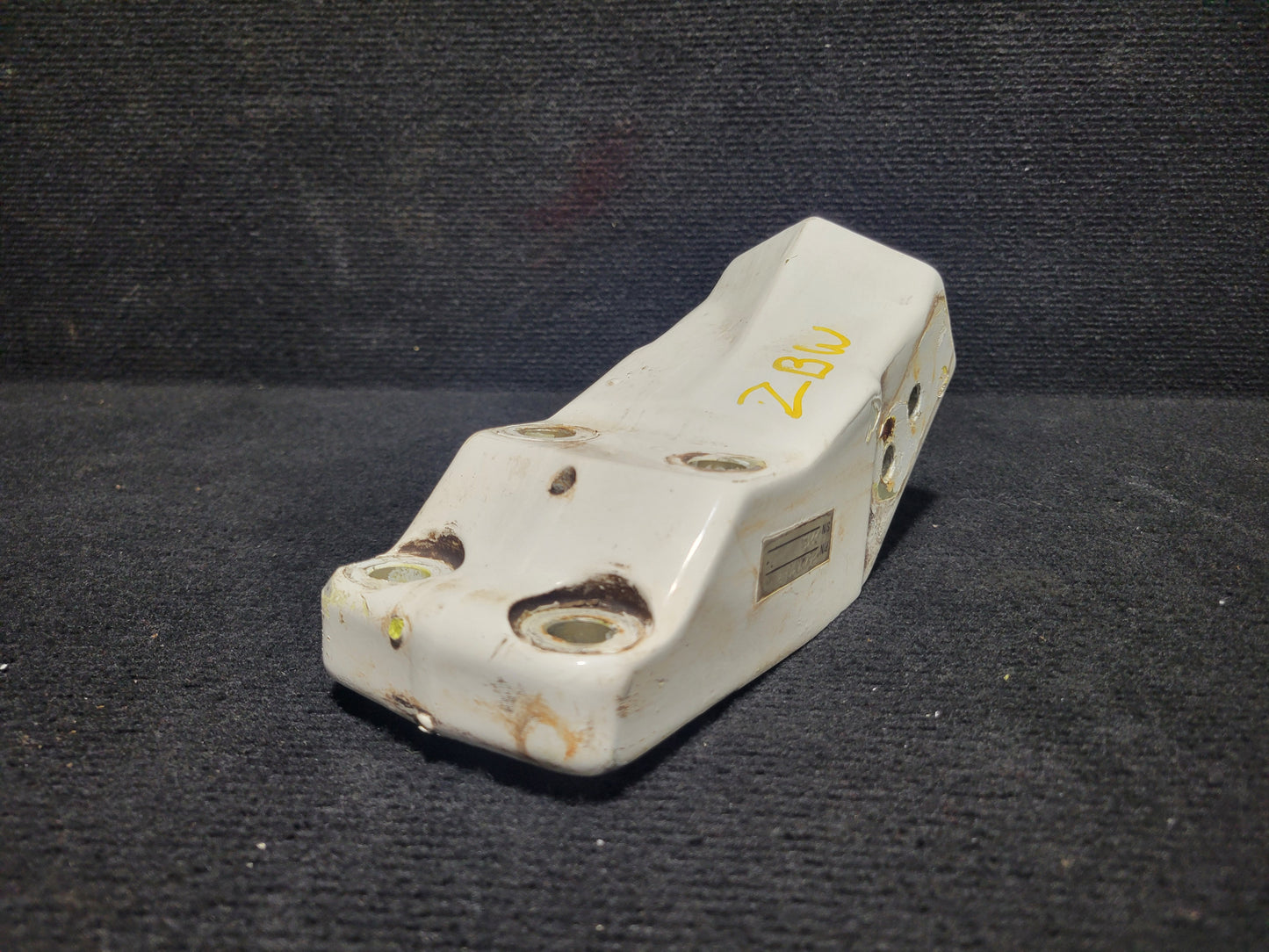 MLG Axle Fitting - 5Y-ZBW