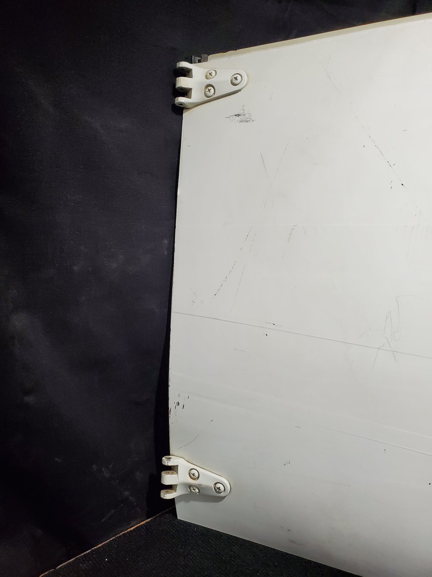 Cargo Door Assy - Lower - Cessna 208B Caravan - 5Y-MME