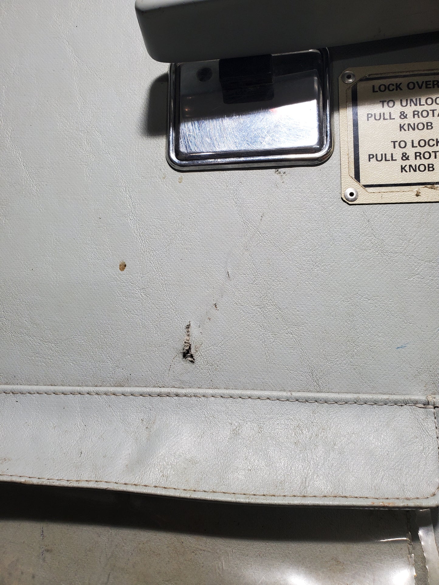 Crew Door - LH - Cessna - OO-SEX