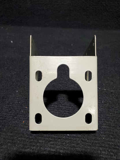 Fuel Filter Bracket - Cessna - 5H-NWA