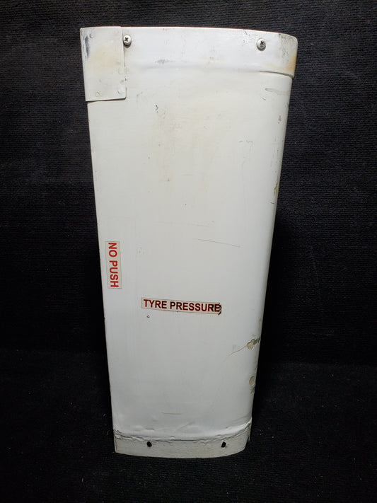 MLG Cover Assy - RH - Cessna - 5H-TAZ