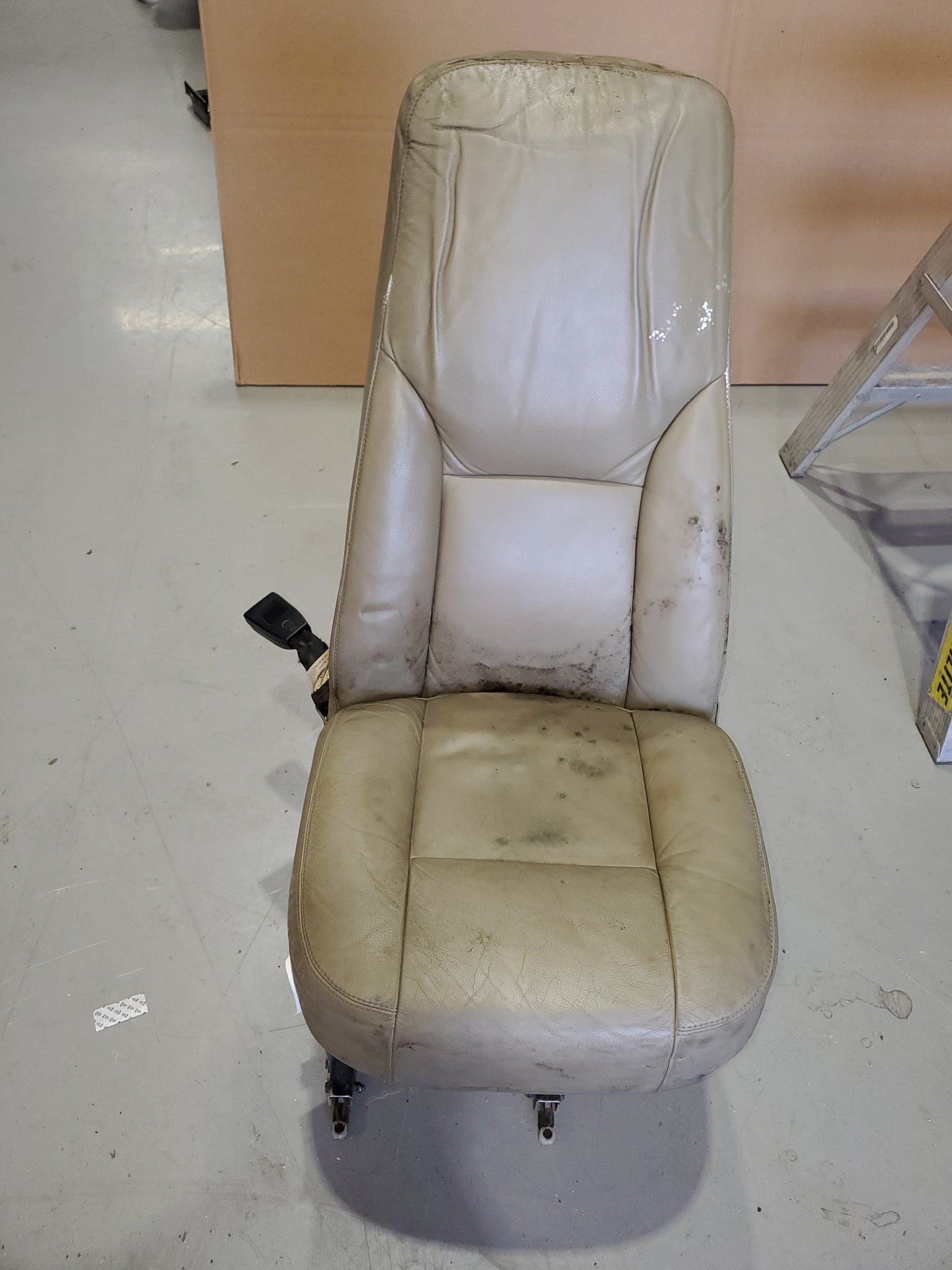 Seat Assembly - LH - Cessna - 208B Caravan - 5Y-MME - 3 of 3