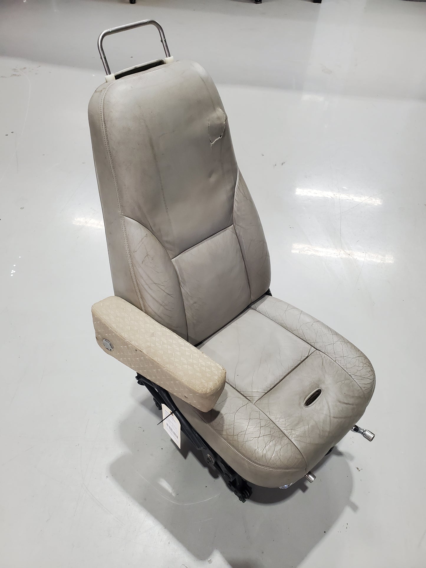 Seat Assembly - Crew Seat - 1 of 2 - Cessna - 5H-TAZ