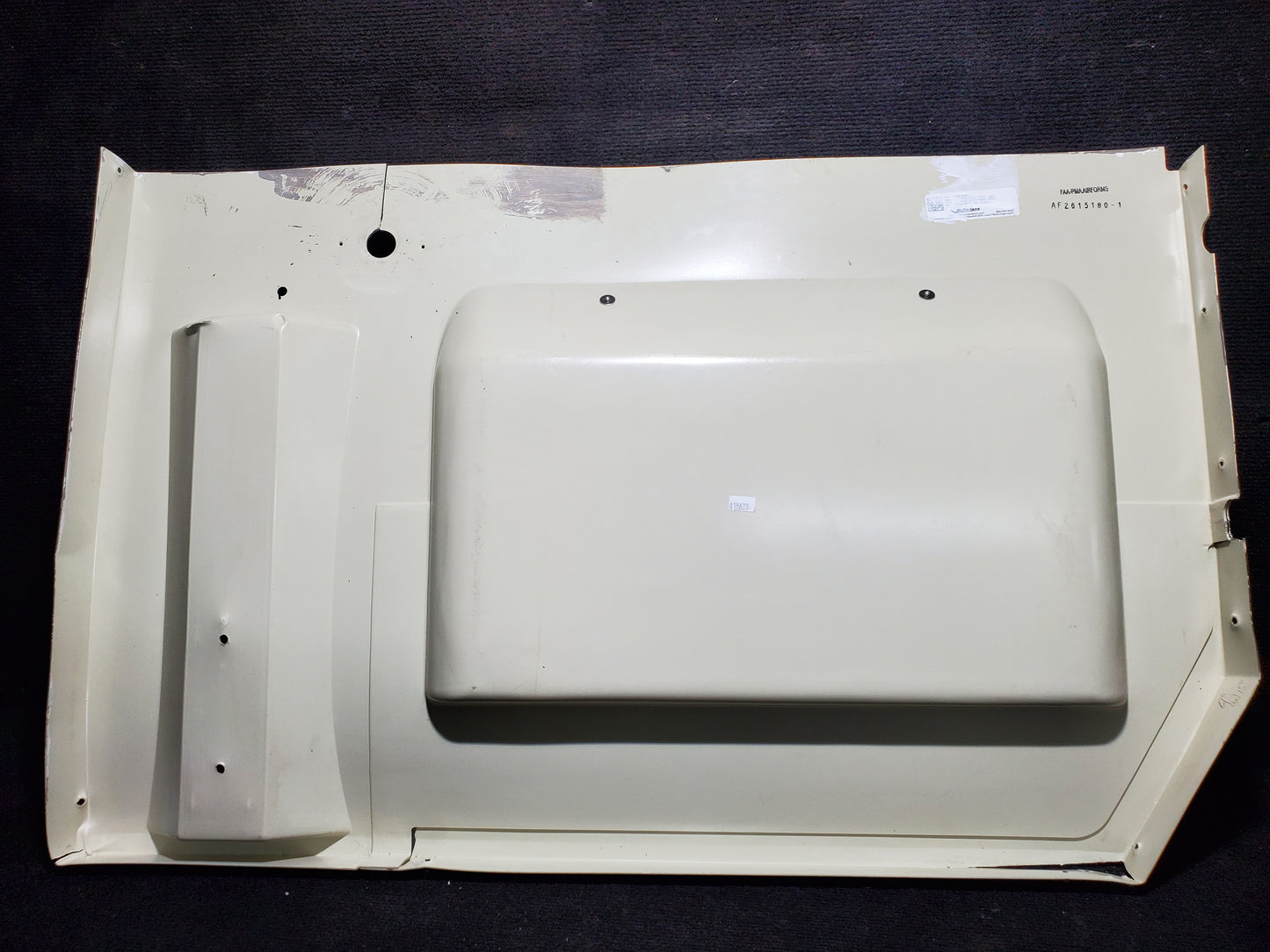 LH Crew Door Panel Assy - Cessna - 5Y-BUC