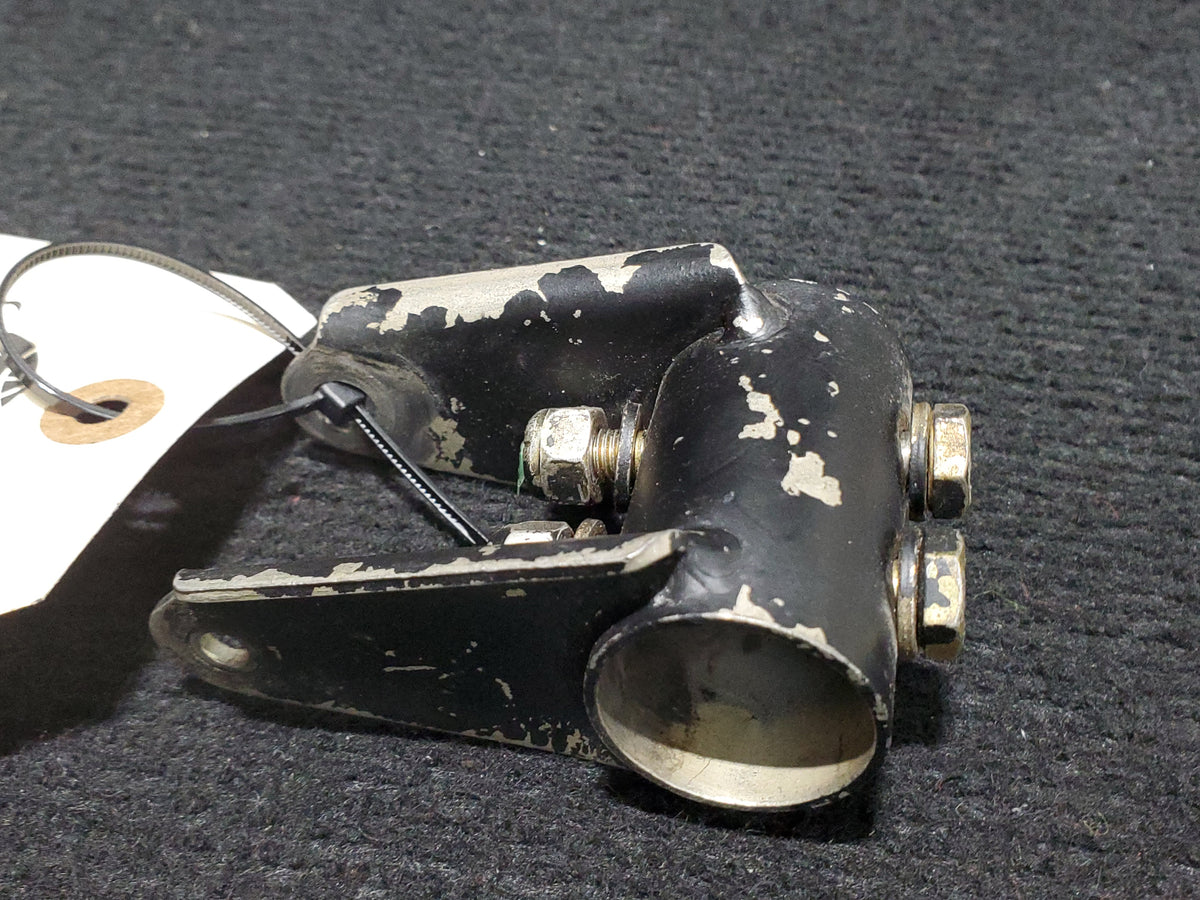 Torque Arms Assembly - Cessna - OO-SEX