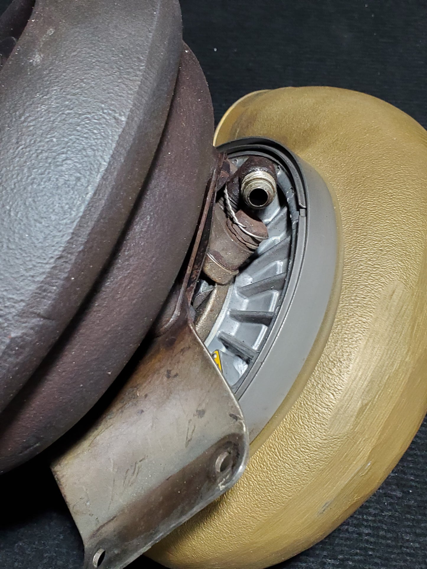 Turbocharger Assy LH - Garrett - C-FSYN