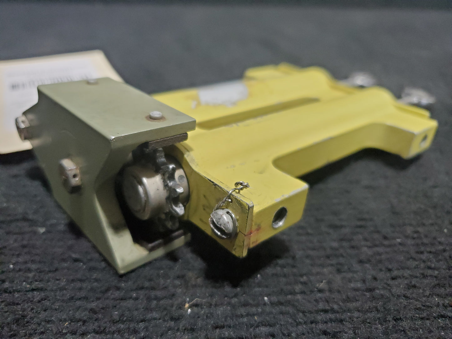 Elevator Trim Tab Actuator Assy - Cessna - 5Y-ZBW