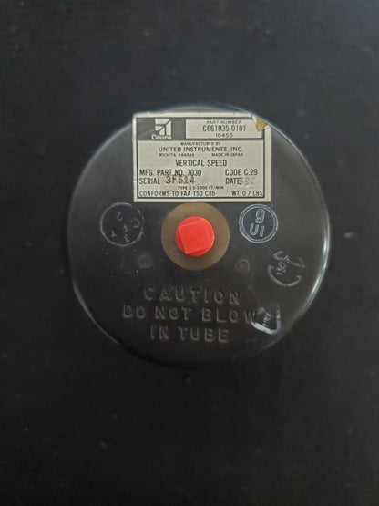 Vertical Speed Indicator - United Instruments - 5Y-ZBW