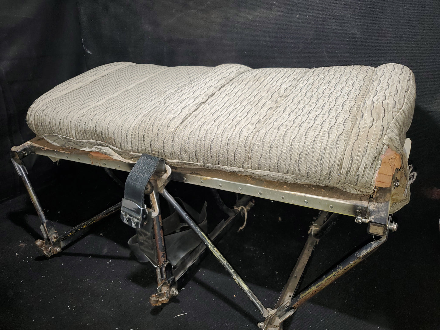 Bench Seat Assy - Cessna 208B Caravan - 5Y-ZBW - 2 of 4