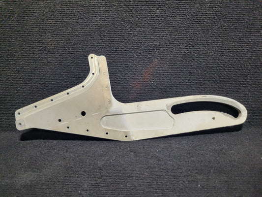 Flap Track - Outboard  - Cessna - MISC