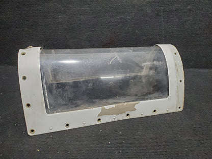 Landing and Taxi Light Lens Assy - RH - Cessna - 5H-NWA