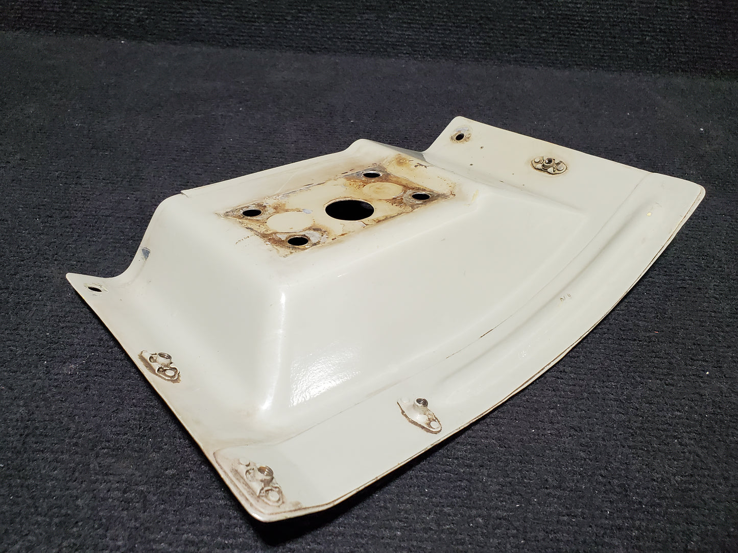 Induction Air Plenum Panel - Cessna - 5Y-RNA