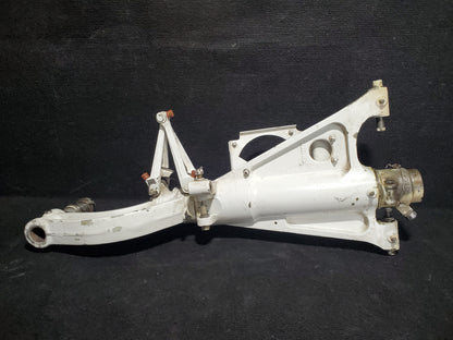 Nose Landing Gear Assembly - Beechcraft - C-GRMK