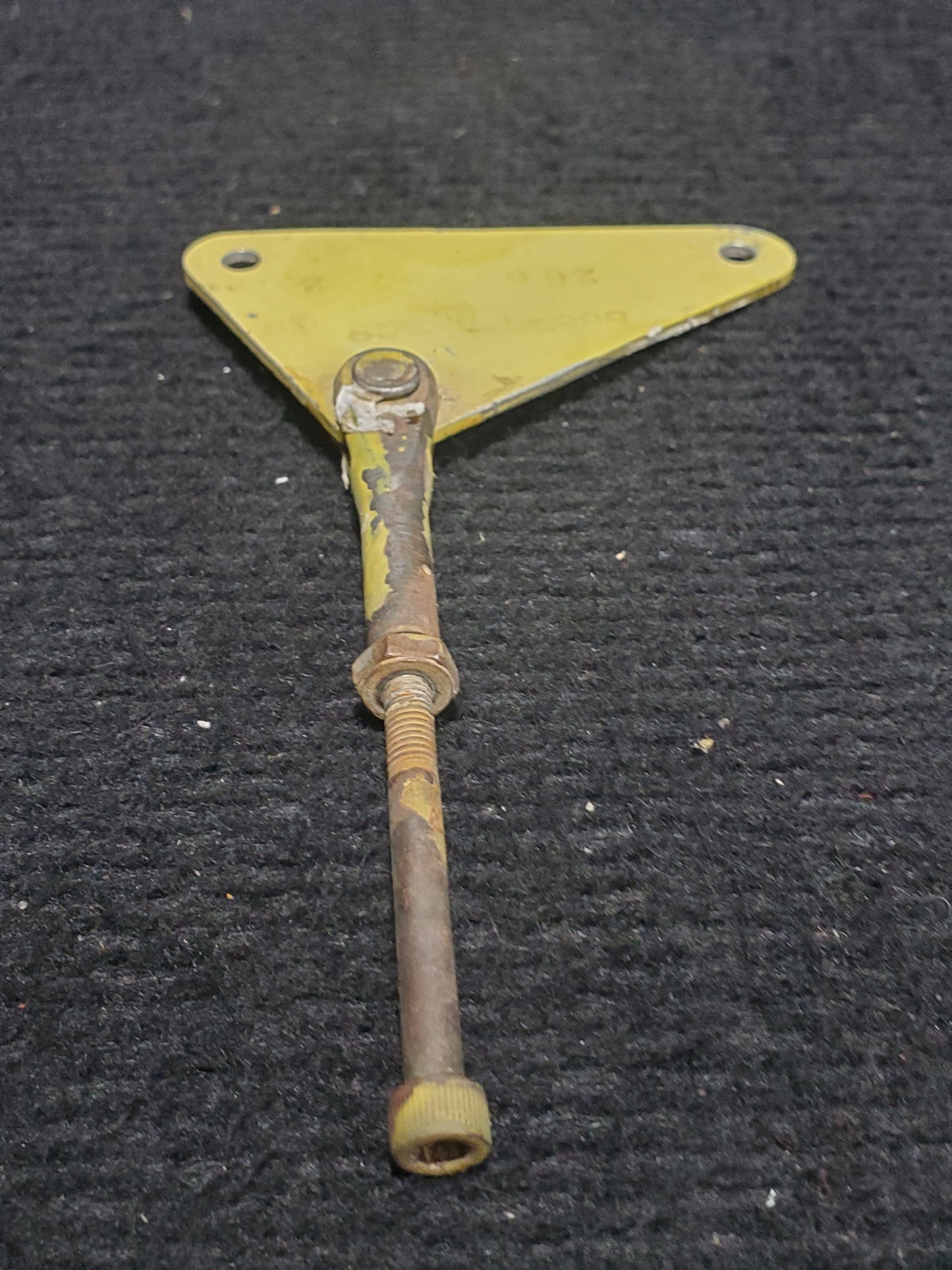 Cargo Pod Bracket - Cessna - 5Y-ZBW