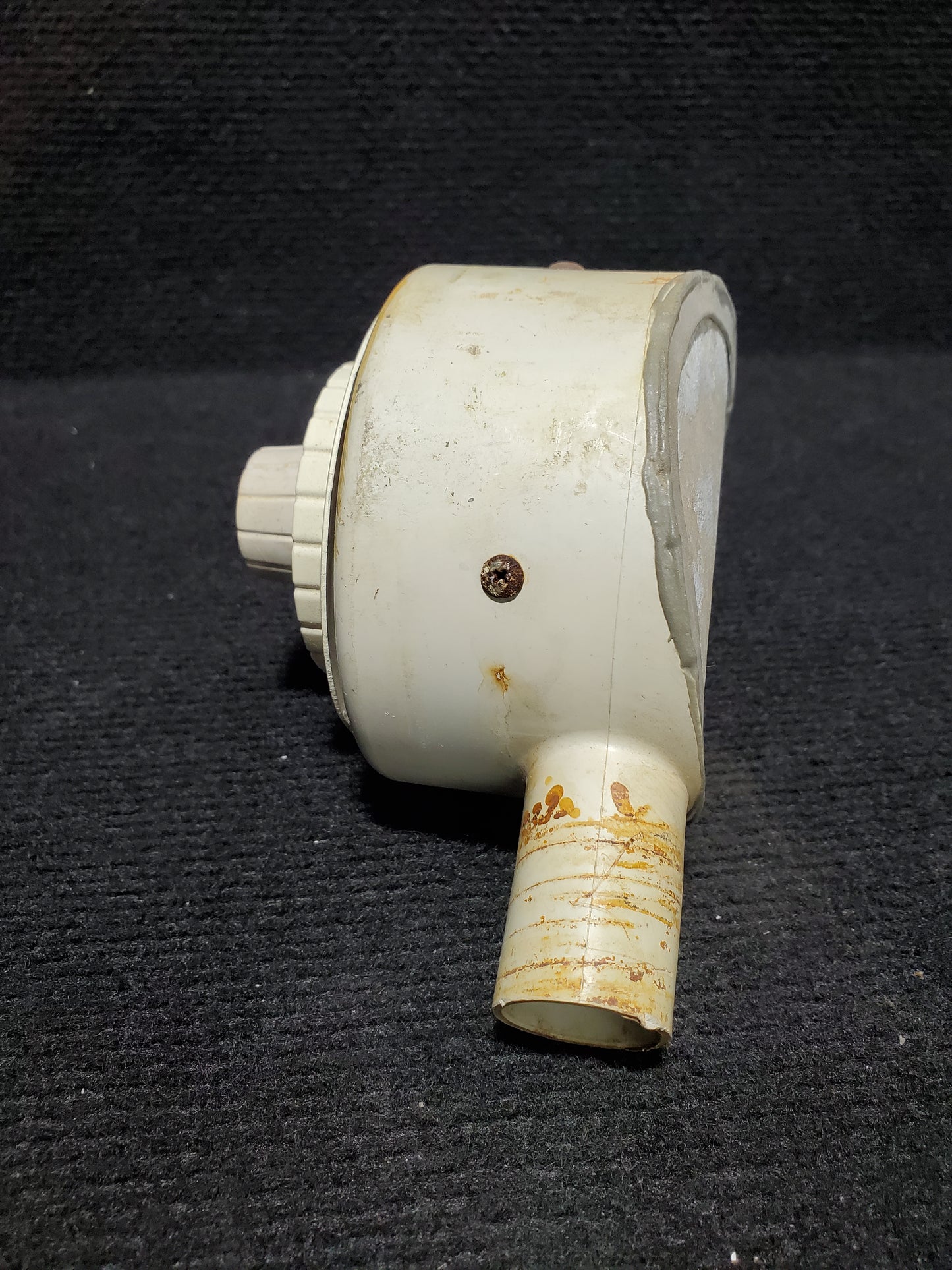 Rear Air Vent Silencer Assembly - Cessna - C-FZRF