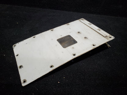 Access Cover w/ Courtesy Light - RH - Cessna - 5Y-ZBW