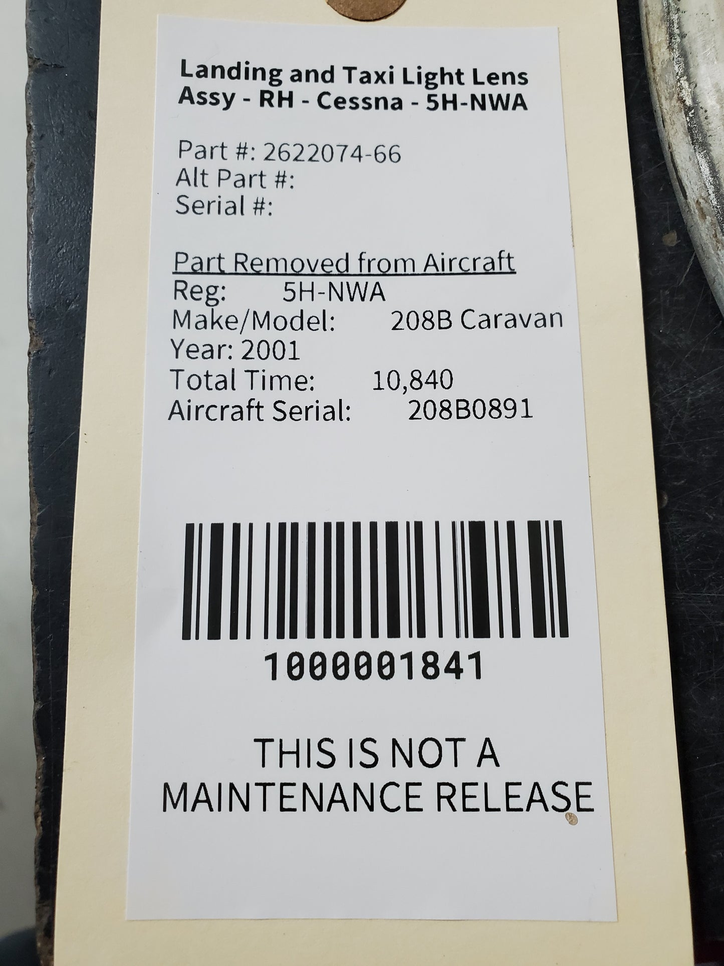 Landing and Taxi Light Lens Assy - RH - Cessna - 5H-NWA