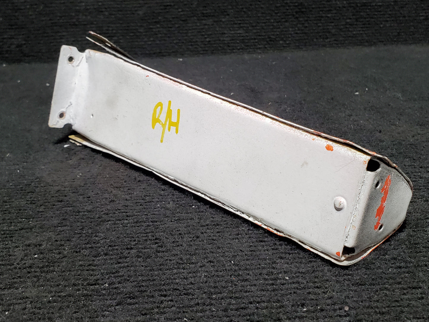 Stabilizer Tip - RH - Cessna - 5Y-BUC