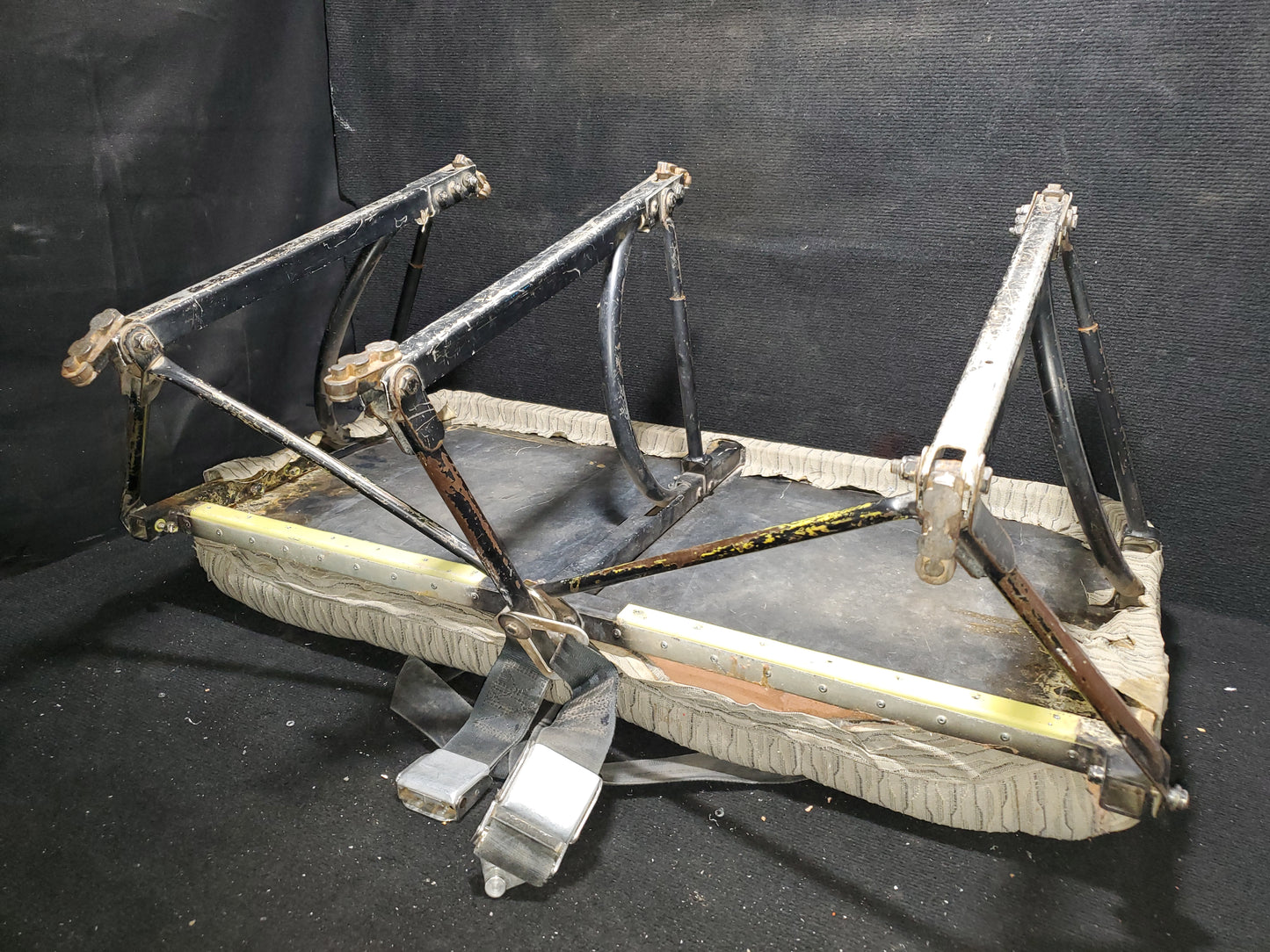 Bench Seat Assy - Cessna 208B Caravan - 5Y-ZBW - 2 of 4