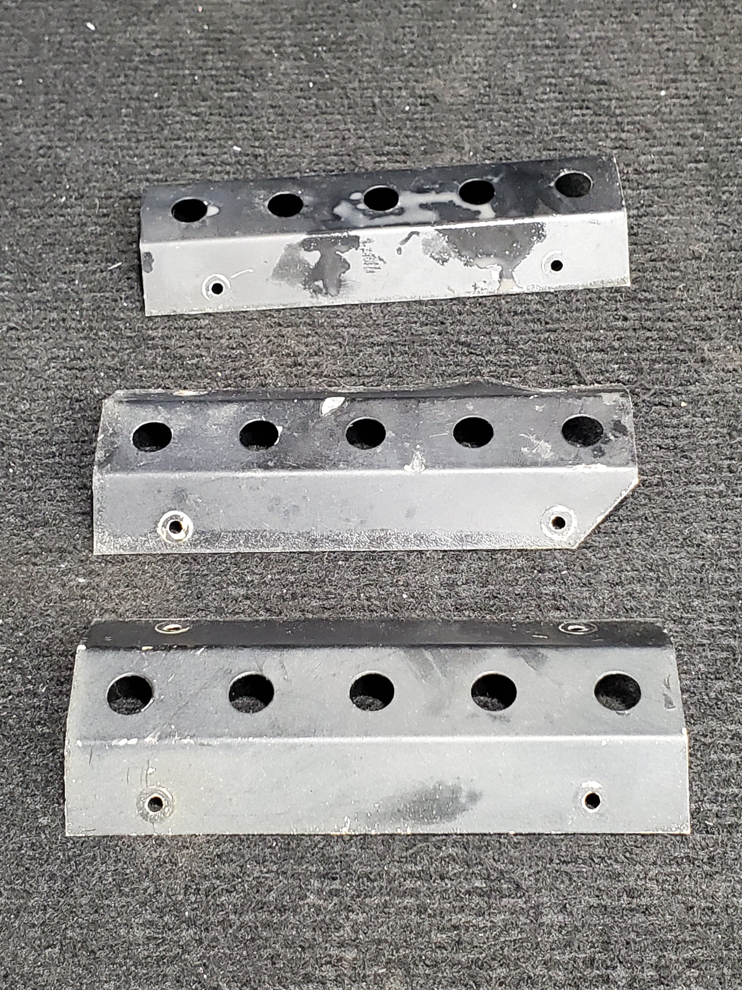 Retainers - Cessna - C-FCDN