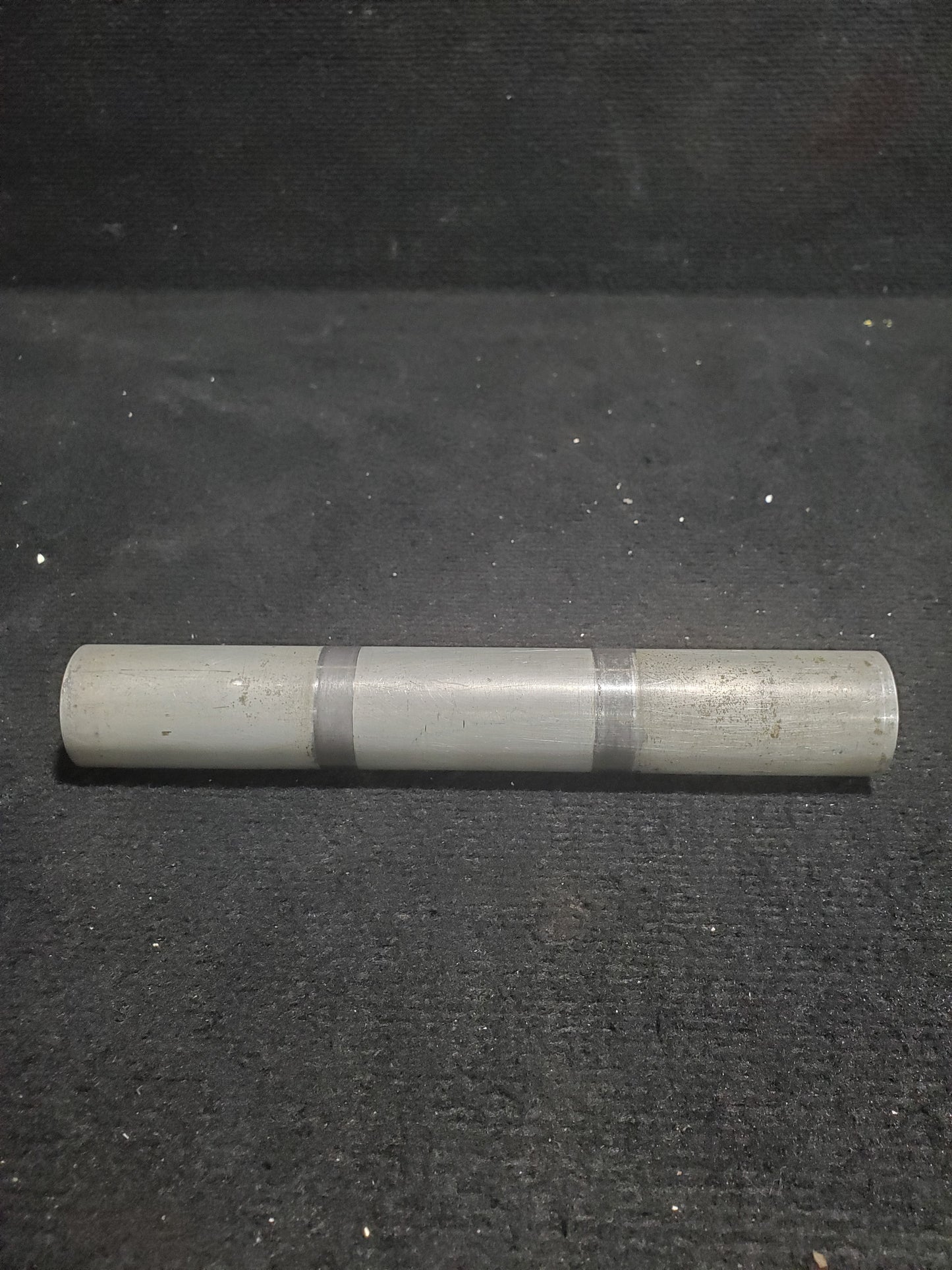 Axle-Nose Gear Wheel And Tire Assy Attach - Cessna - 5Y-MME