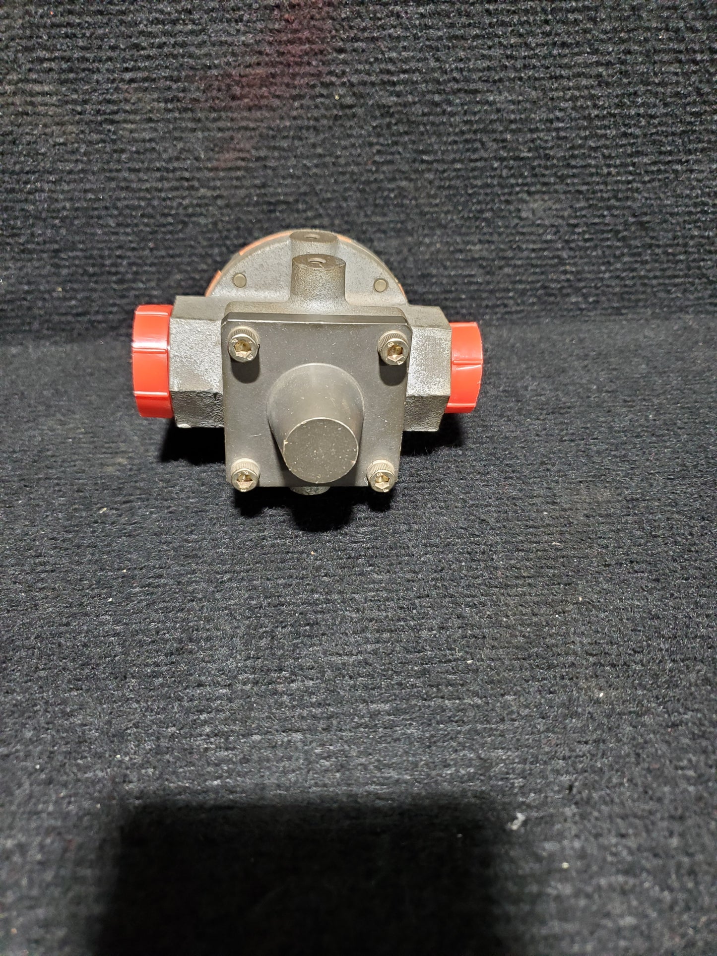 Pressure Regulator - Cessna - 5H-NWA