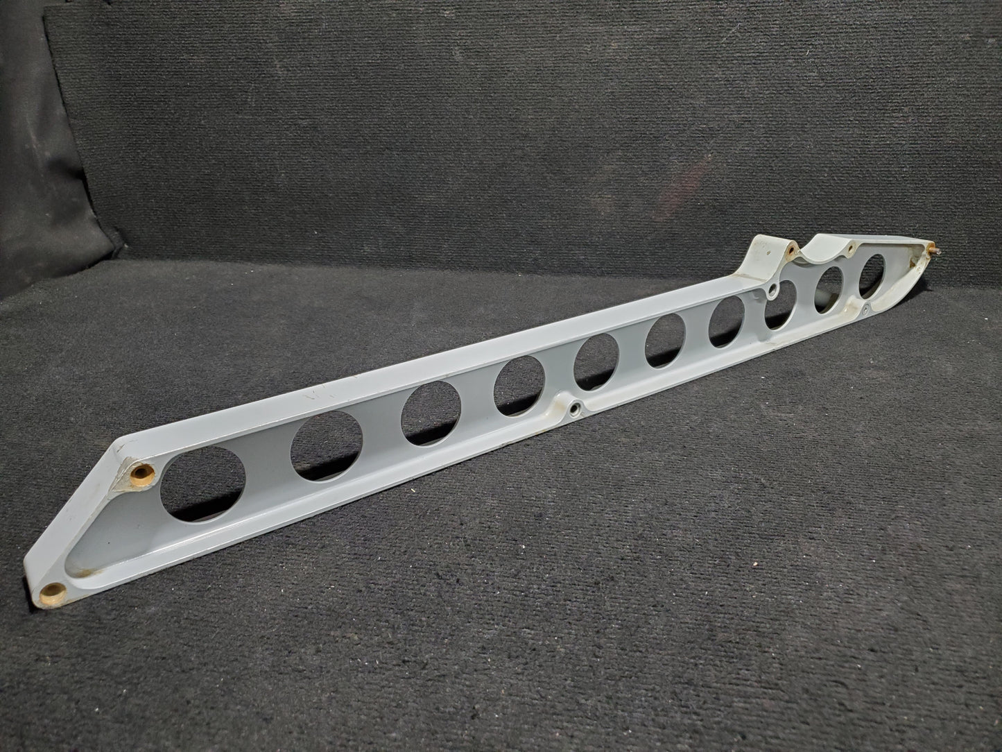 Passenger Door Step Rail AFT - Cessna - 5Y-BUC