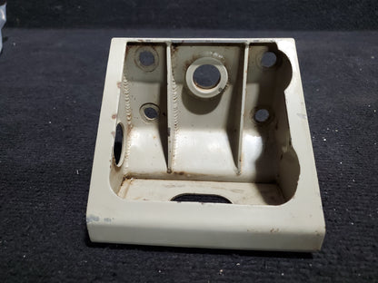 Engine Mount Bracket Assy - Lower LH - Cessna - Unknown Origin
