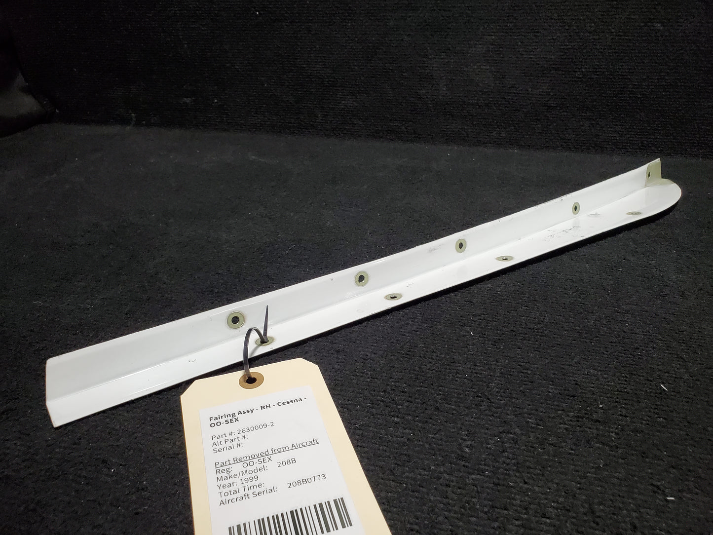 Stabilizer Fairing Assy - LWR RH - Cessna - OO-SEX