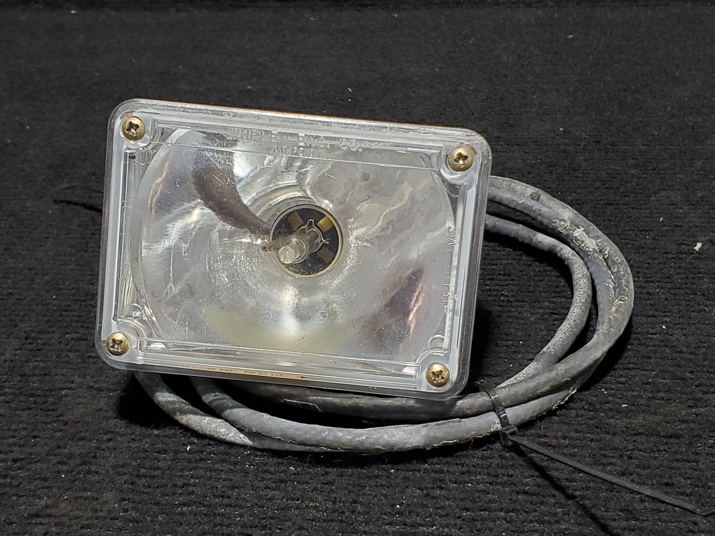 Landing Light - Cirrus - C-GDJL