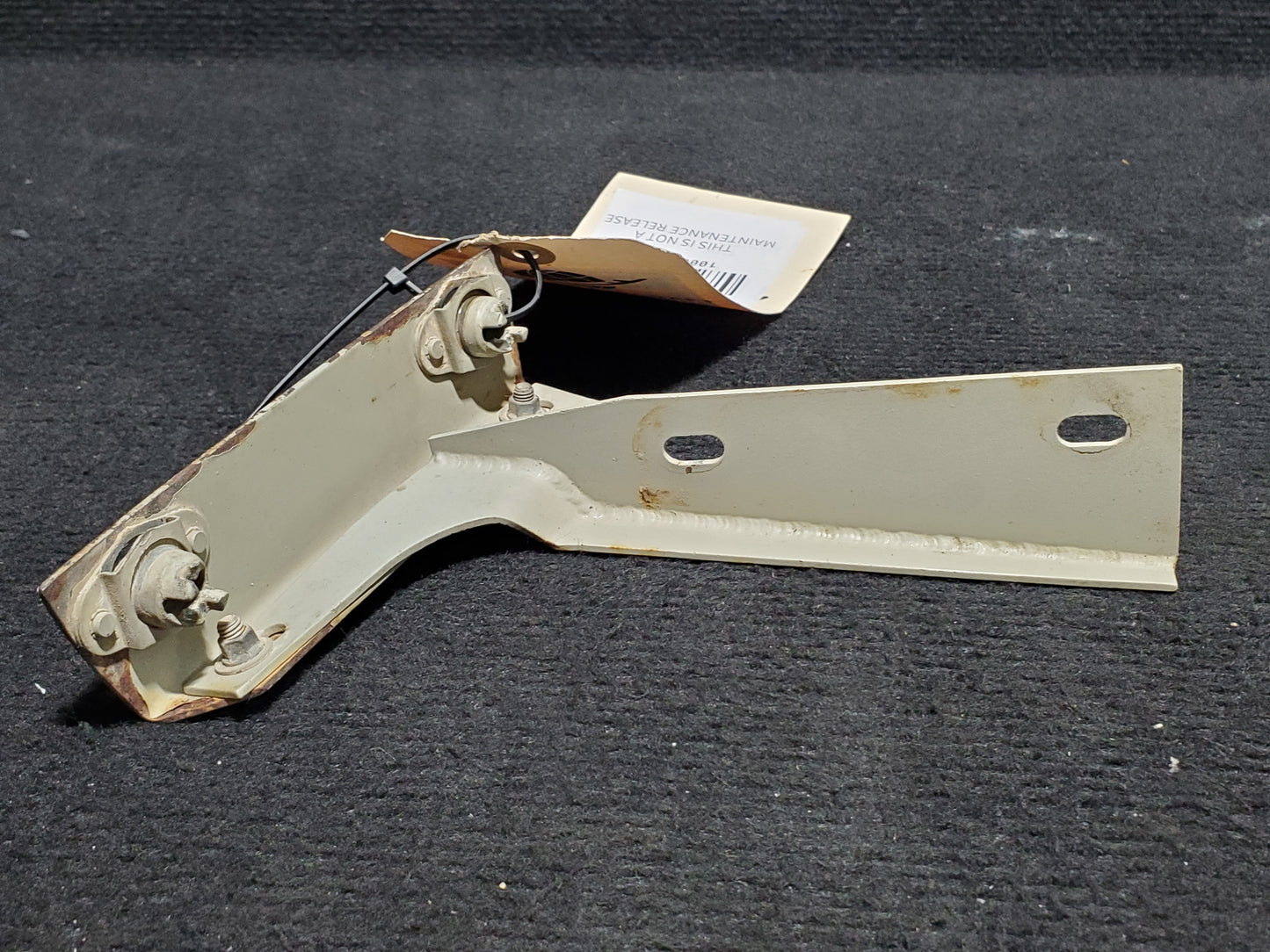 Nose Cap Support Bracket Assy (Oil Cooler) - Cessna - 5Y-MME