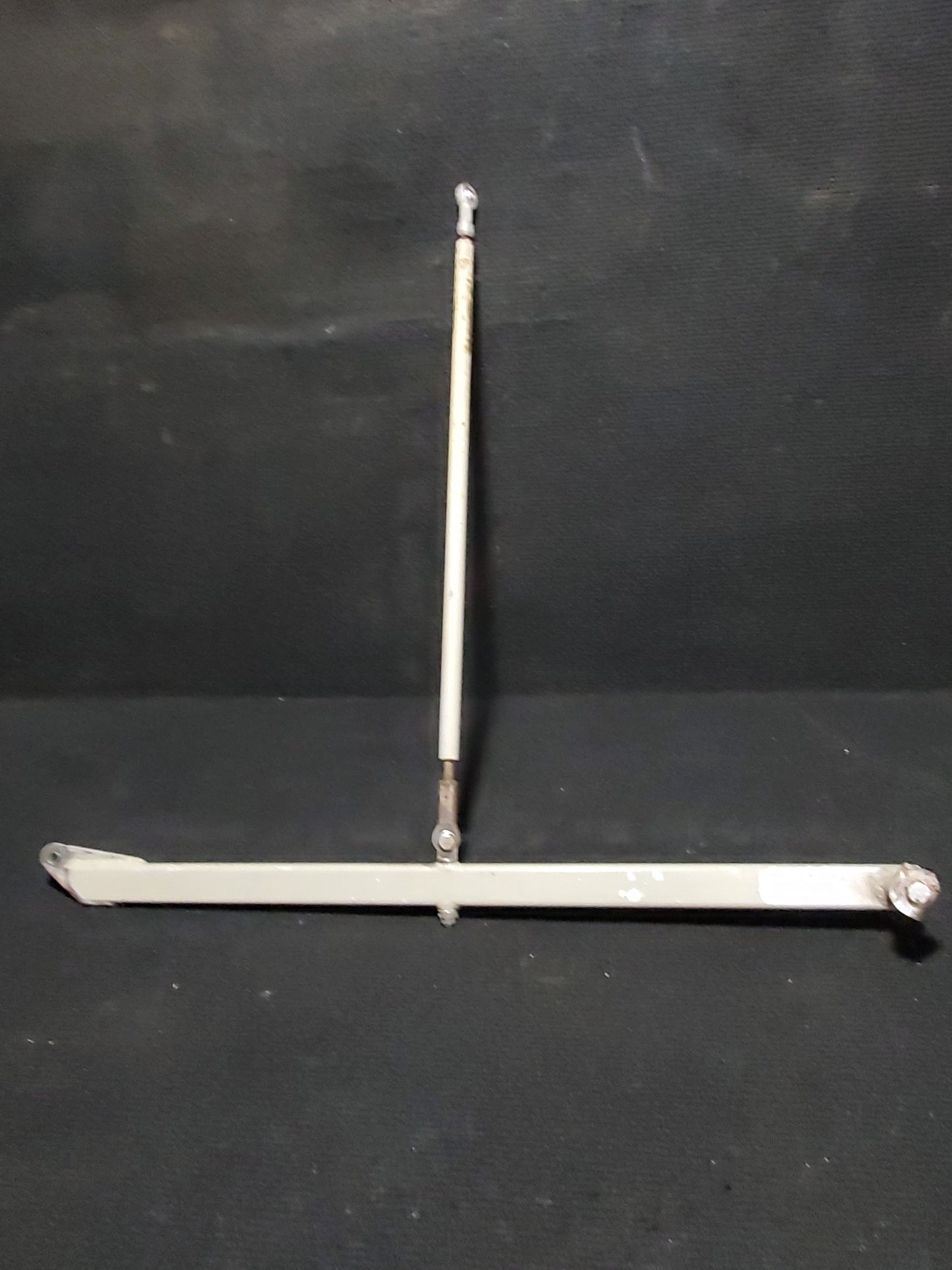 Lever Assy Actuator - Cessna - 5Y-RNA