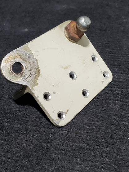 Passenger Door Step Cable Attach Bracket - Cessna - 5H-NWA