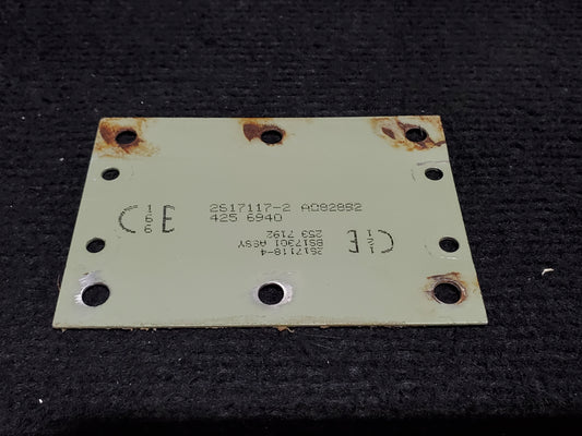 Latch Mounting Plate - Bolt Guide - Cessna - OO-SEX