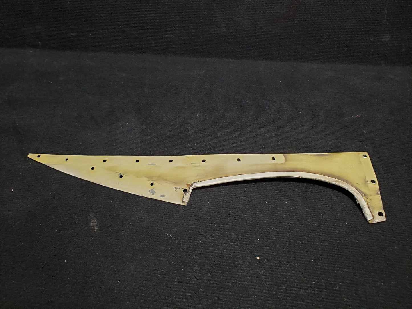 Strut Cuff - RH - Cessna - 5Y-ZBW