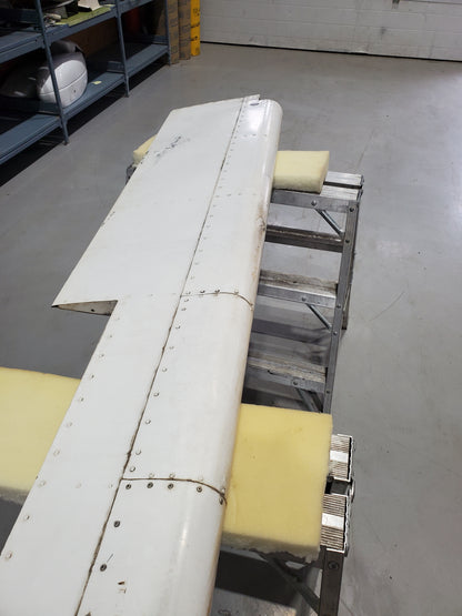 Aileron - LH - Cessna - 5Y-ZBW