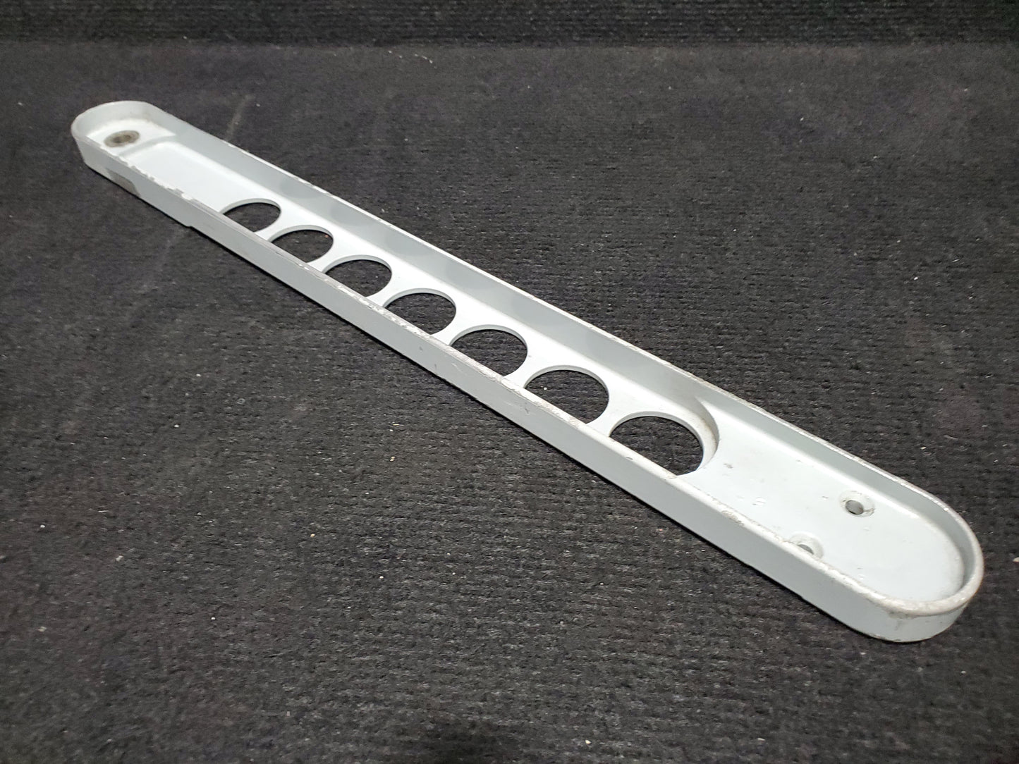 Lower Arm Assy LH - Crew Step - Cessna - OO-SEX