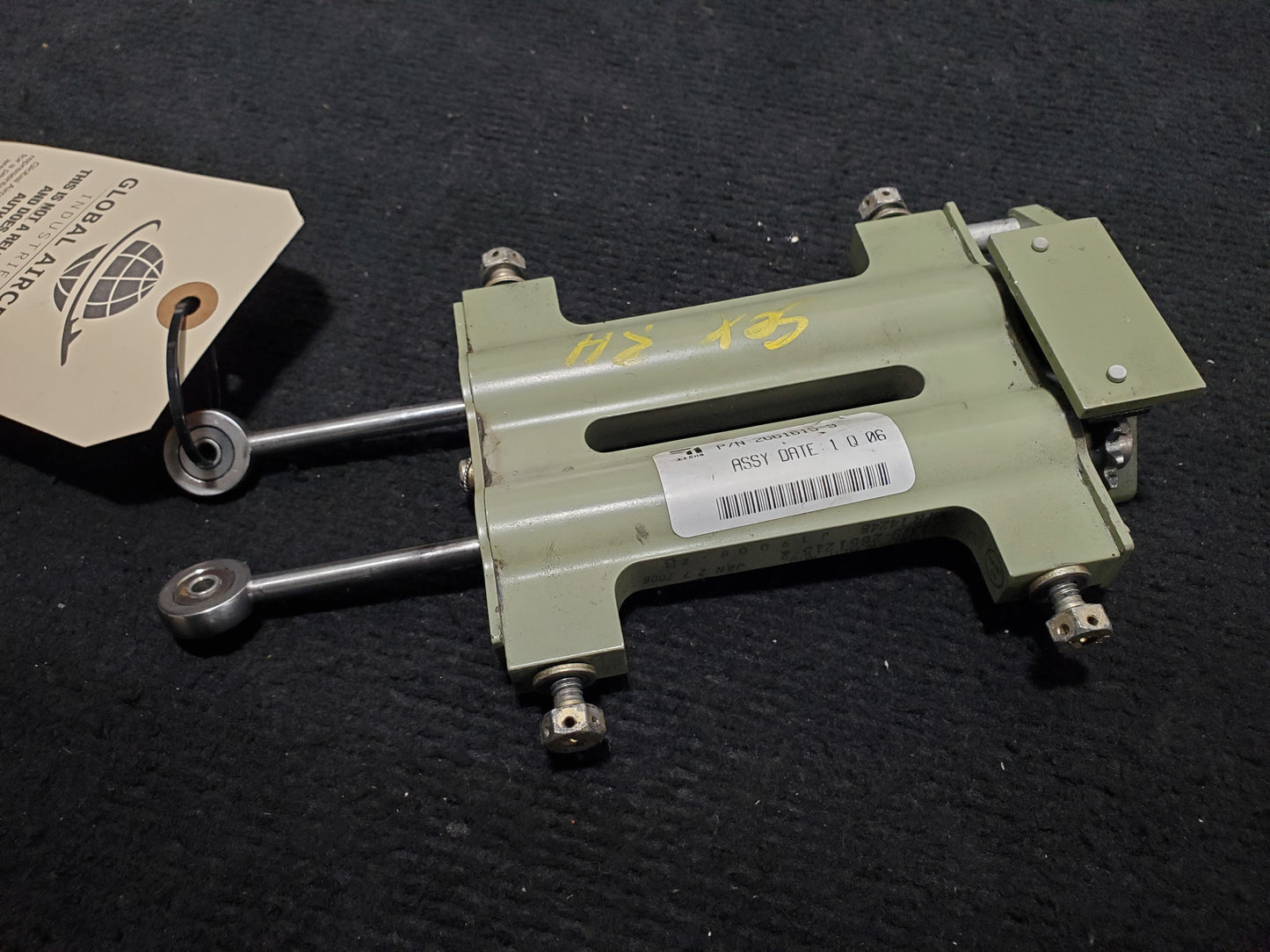 Elevator Trim Tab Actuator Assy - Cessna - OO-SEX