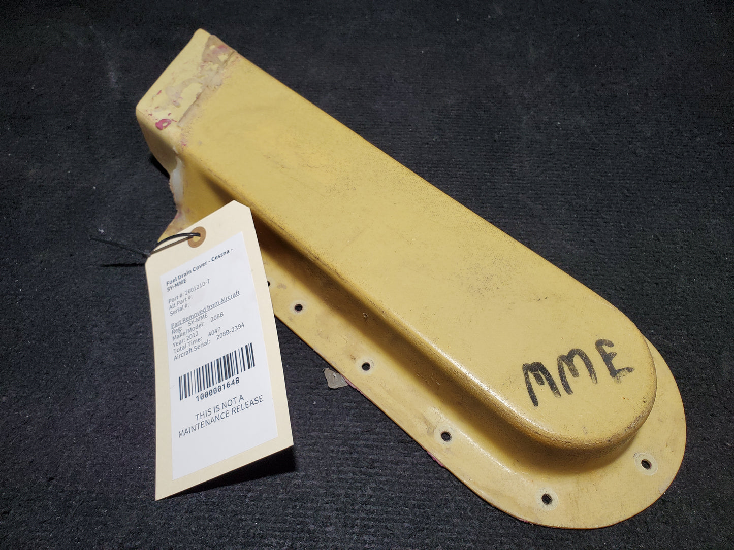 Fuel Drain Cover - Cessna - 5Y-MME