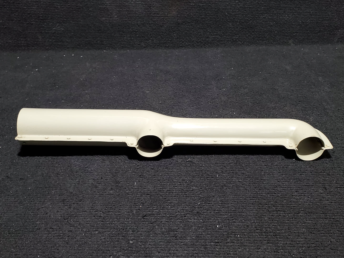 Heater Duct Assembly LH - Cessna - 5H-NWA