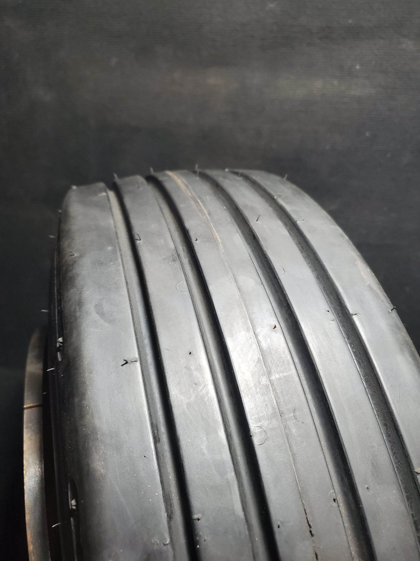 Main Wheel Assy - 6.5-10 - Cleveland - PS Surplus